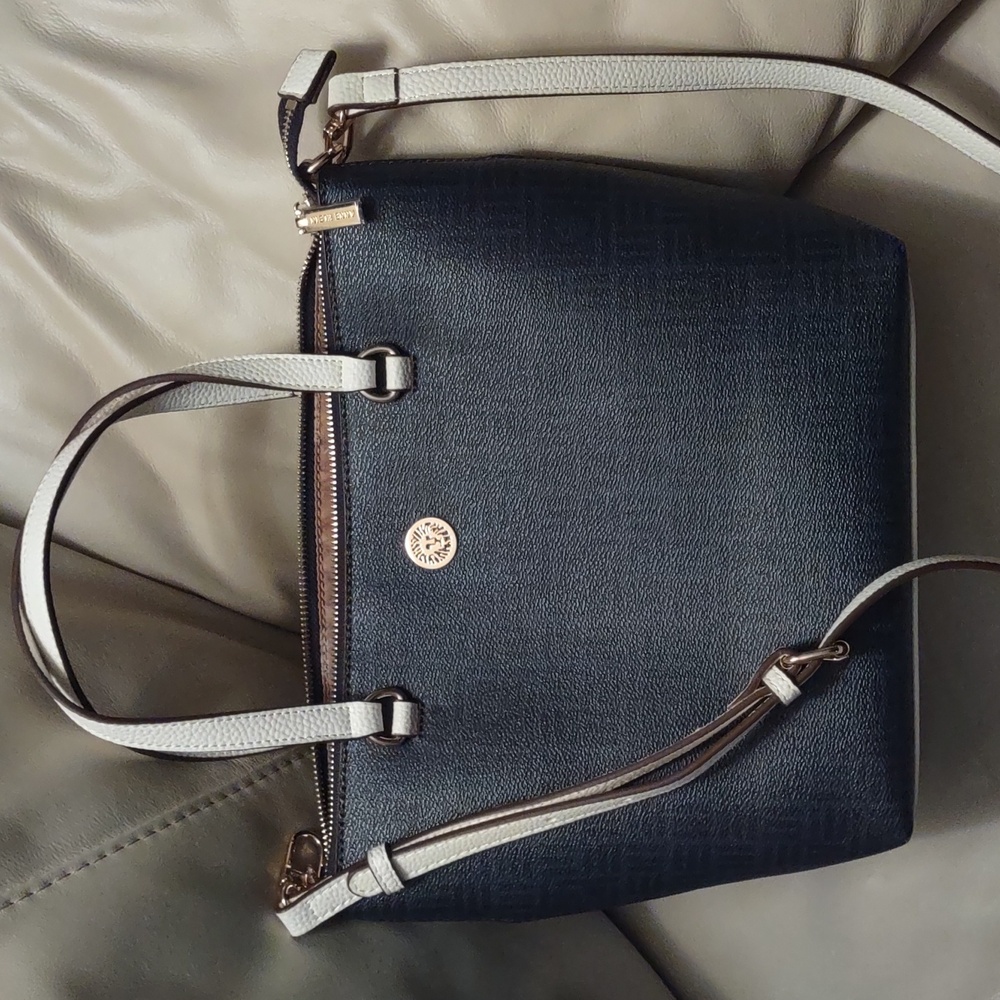 Anne Klein Blue White bag new